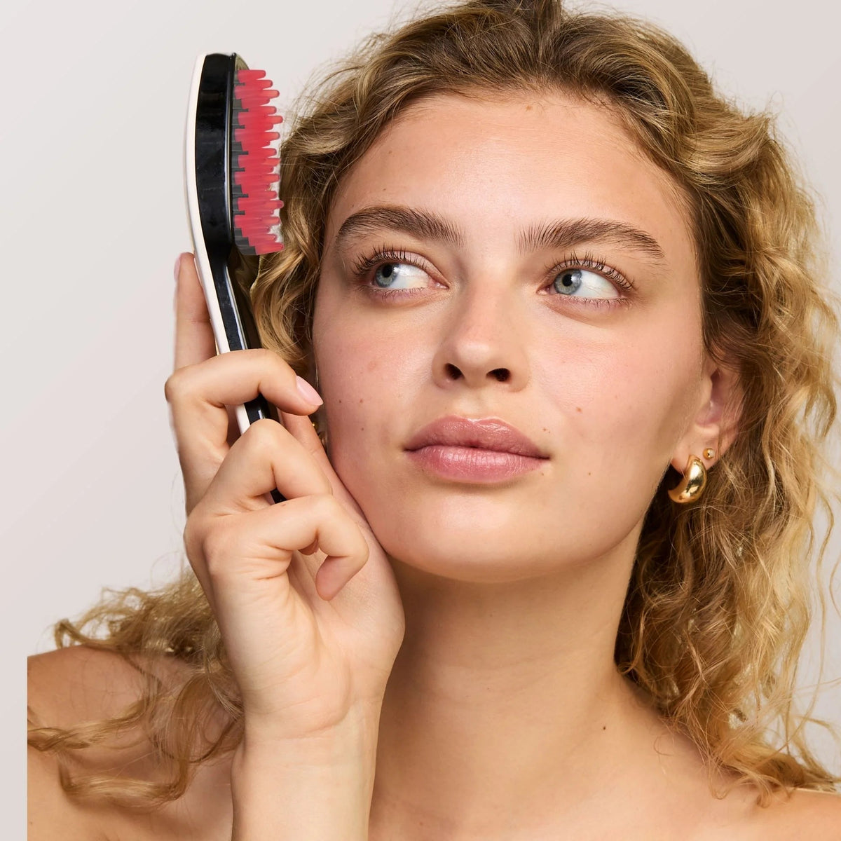LED Hair Growth Brush – Stop Hair Loss & Regrow Hair Naturally